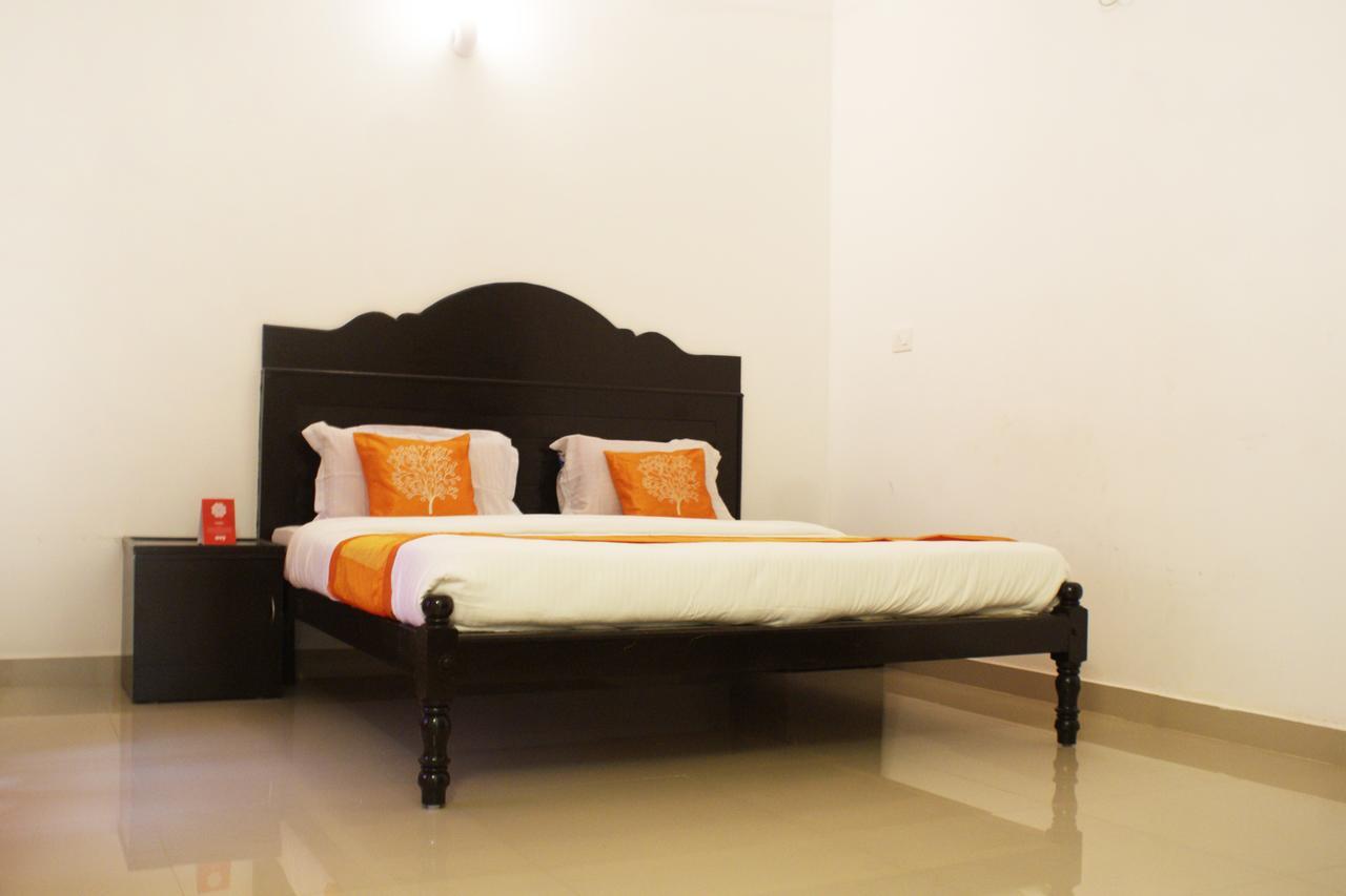 Oyo 4867 Royal Homes Alappuzha Экстерьер фото