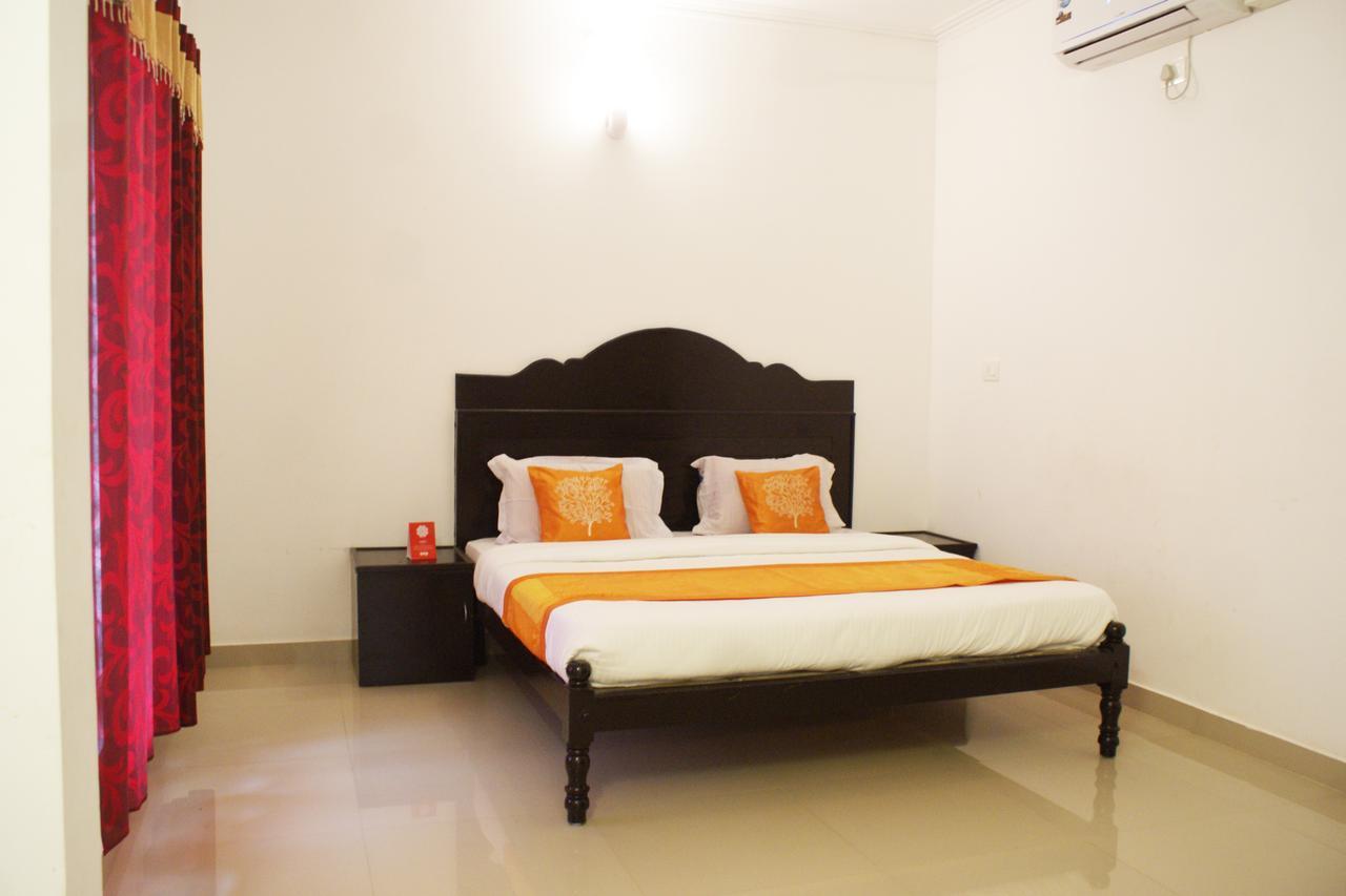 Oyo 4867 Royal Homes Alappuzha Экстерьер фото