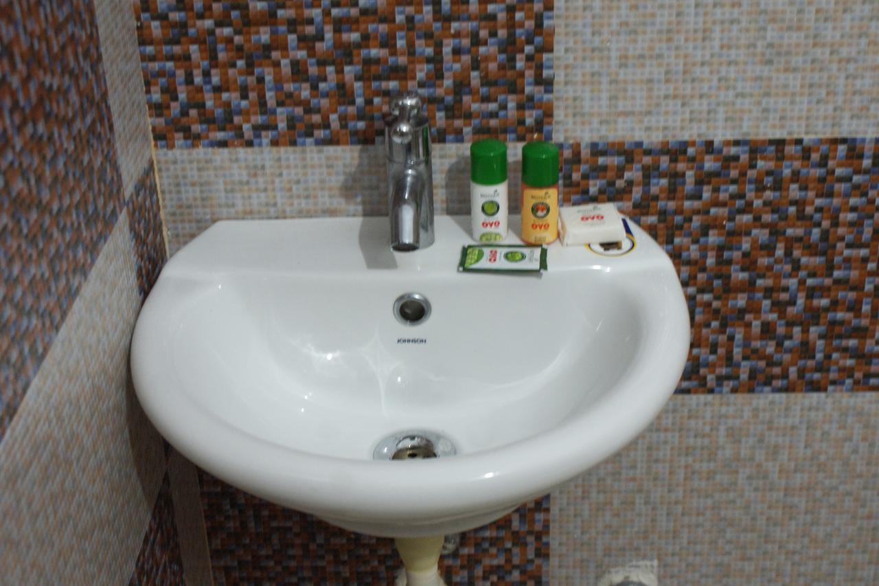 Oyo 4867 Royal Homes Alappuzha Экстерьер фото