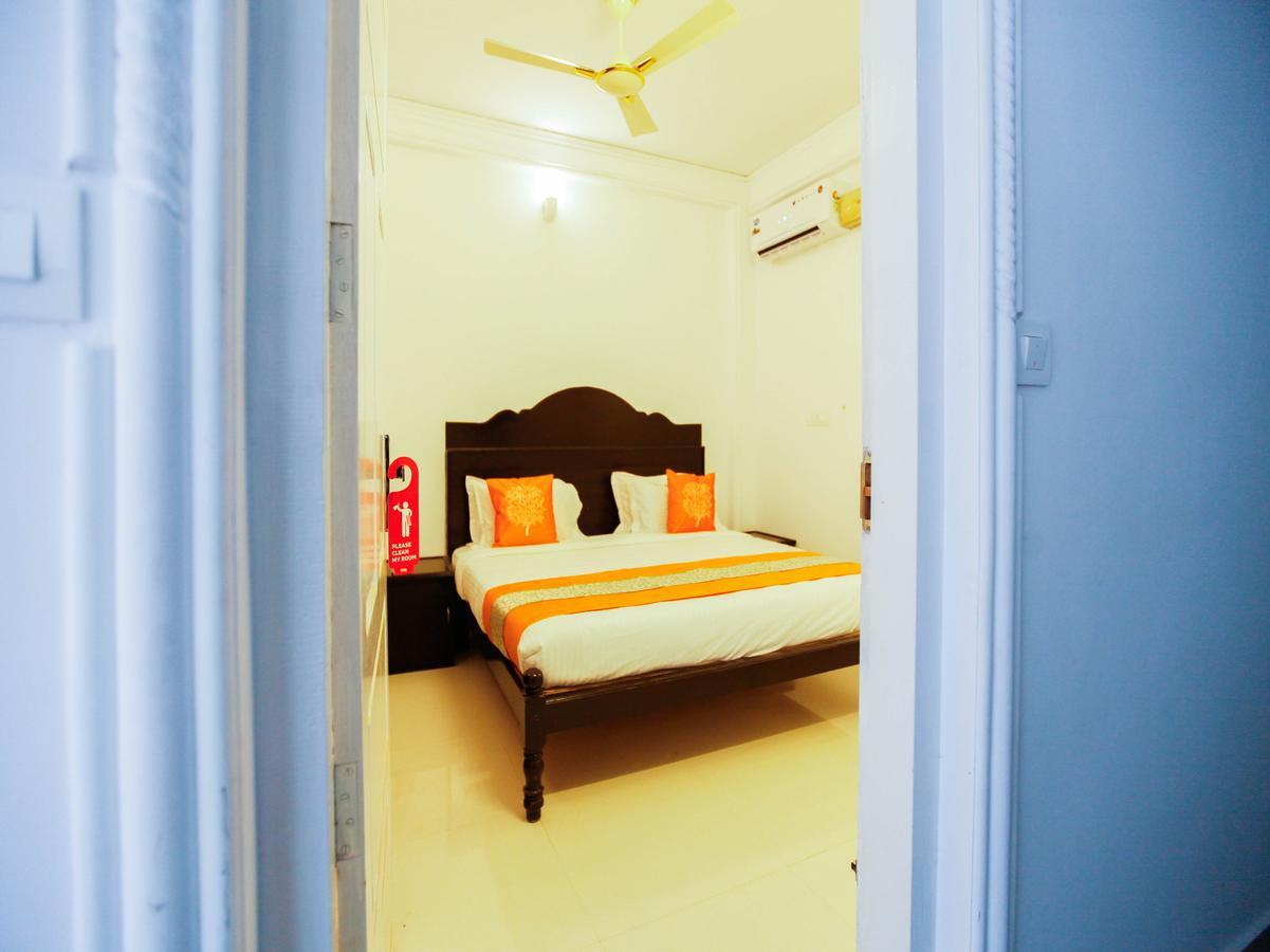 Oyo 4867 Royal Homes Alappuzha Экстерьер фото