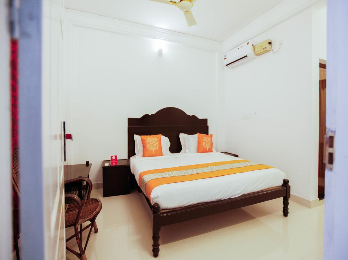 Oyo 4867 Royal Homes Alappuzha Экстерьер фото